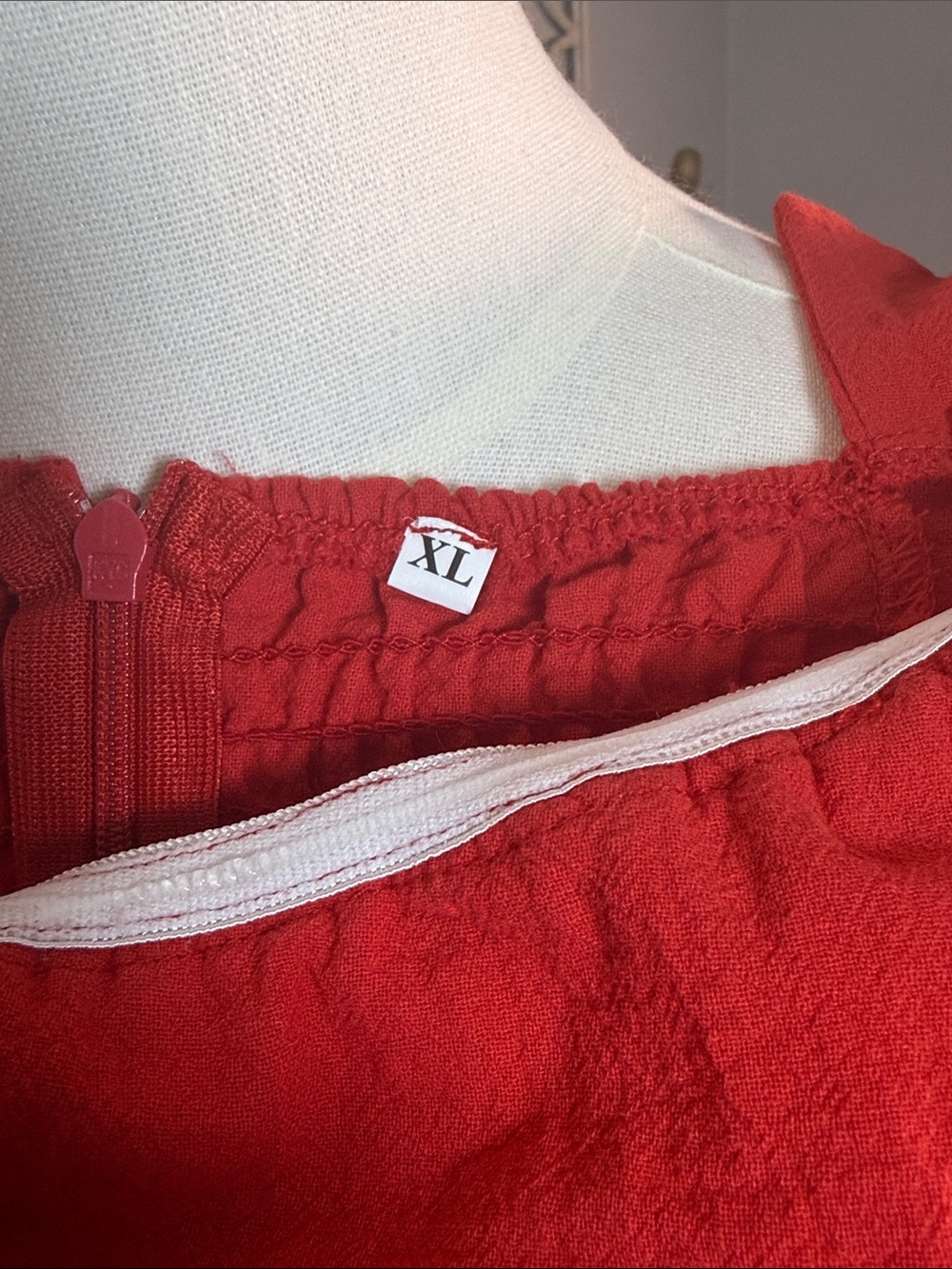 Red Ruffle Off-Shoulder Midi Dress - Picture 5 of 6